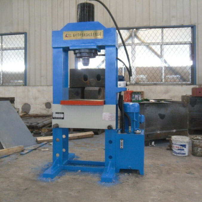 龍門液壓機(jī) 龍門液壓機(jī)